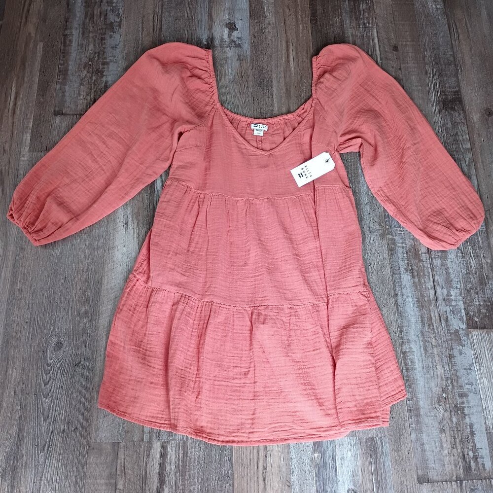 Billabong Dress. NWT size Small